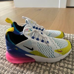 Nike AirMax 270 (Size 7)